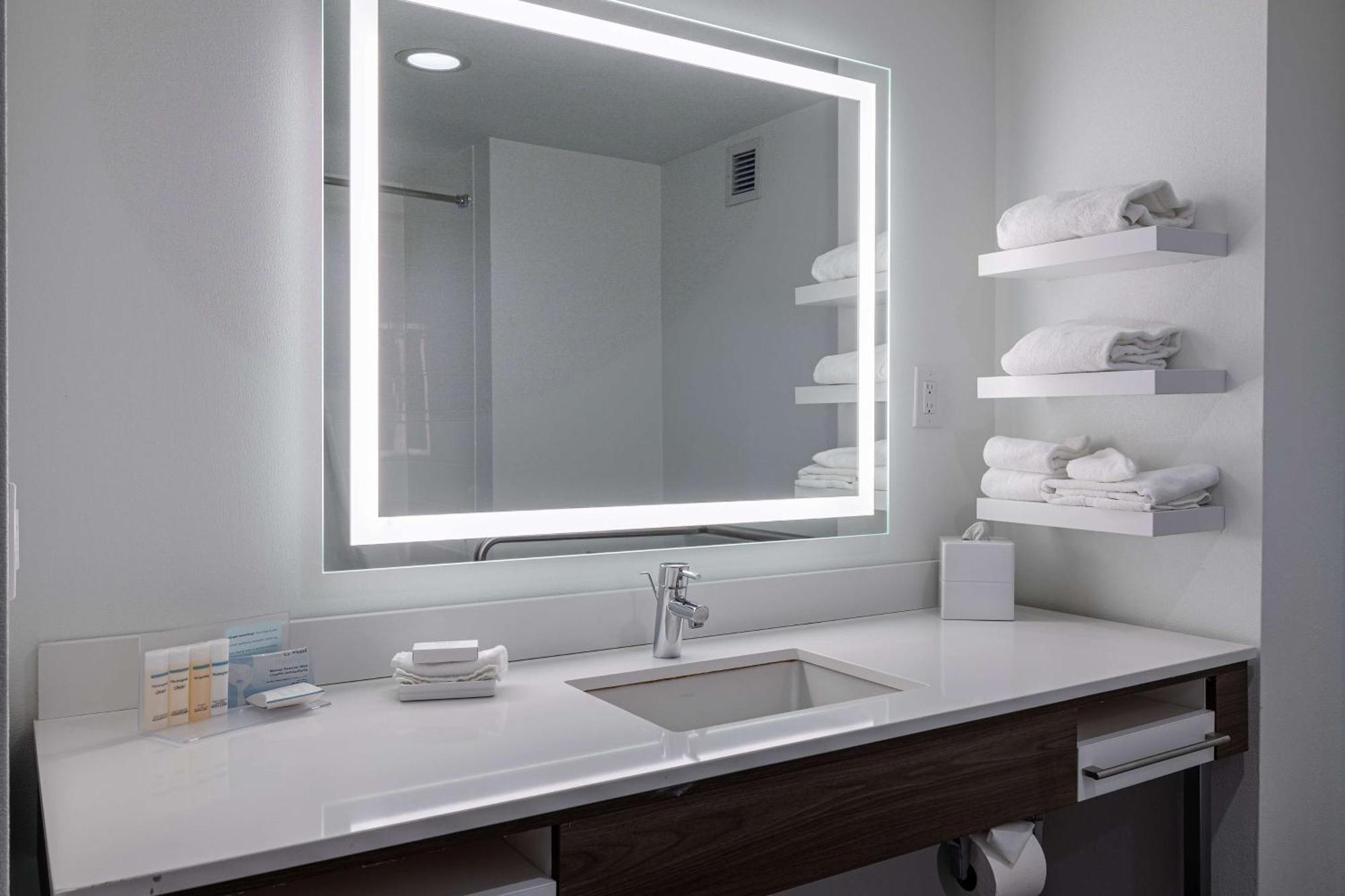 Hampton Inn Knoxville-West At Cedar Bluff Εξωτερικό φωτογραφία