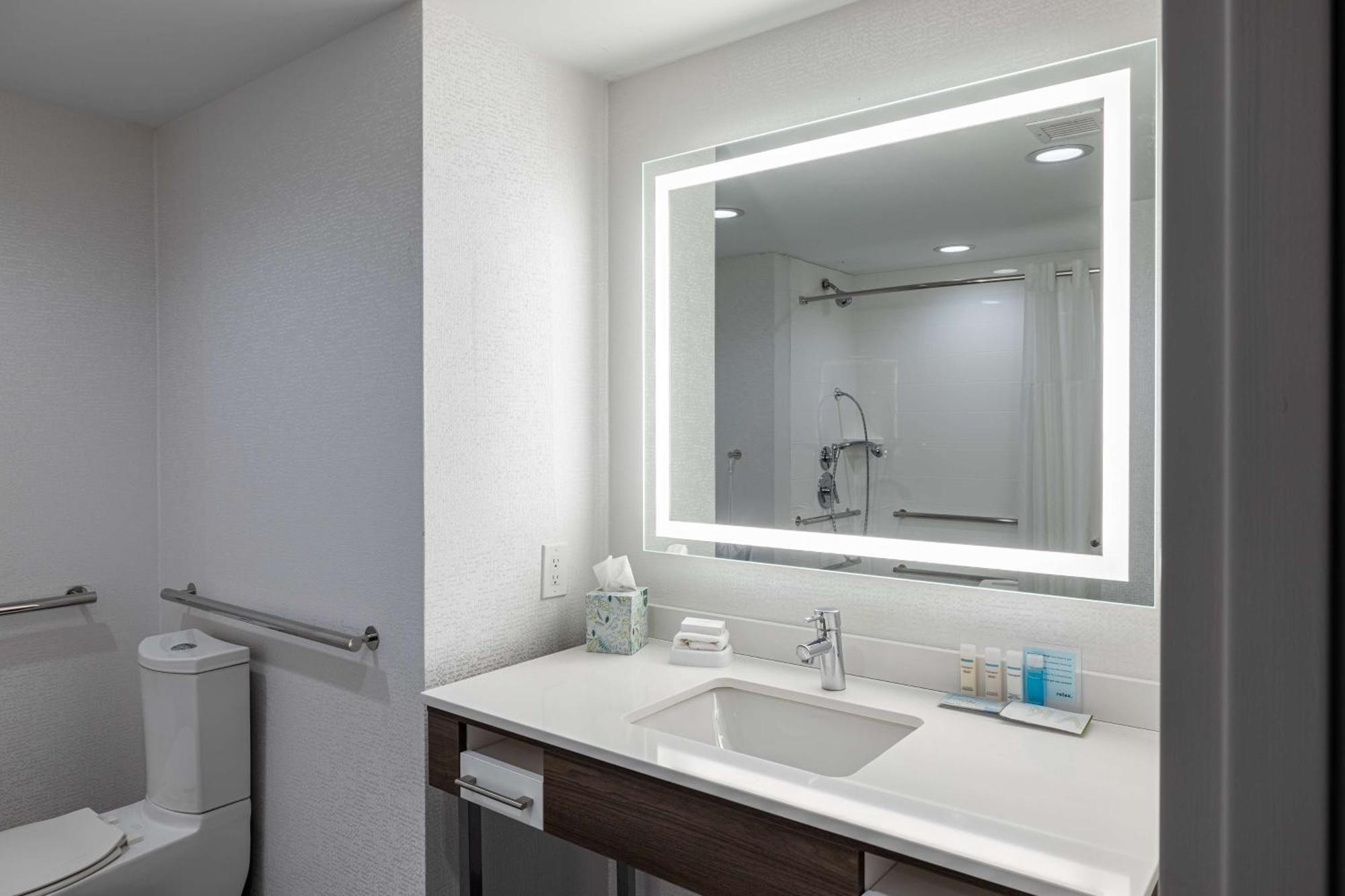 Hampton Inn Knoxville-West At Cedar Bluff Εξωτερικό φωτογραφία
